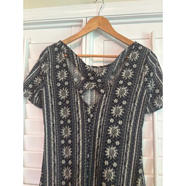 Hollister Black And Gray‎ Floral Dress Size Small - Image 5