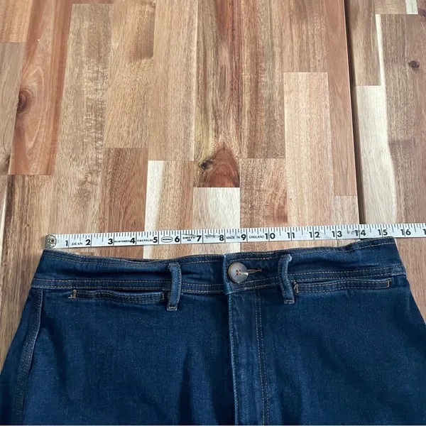 LOFT Denim Shorts High Rise Dark Wash size 28/6 - Image 7
