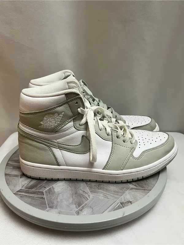 Nike Air Jordan 1 High OG Seafoam Women’s 10 CD0461-002 White Green Sneakers - Image 2