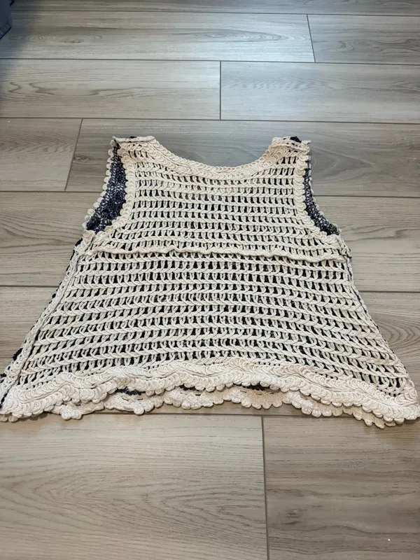POL Round Neck Sleeveless Floral Pattern Crochet Top Blue - Image 6