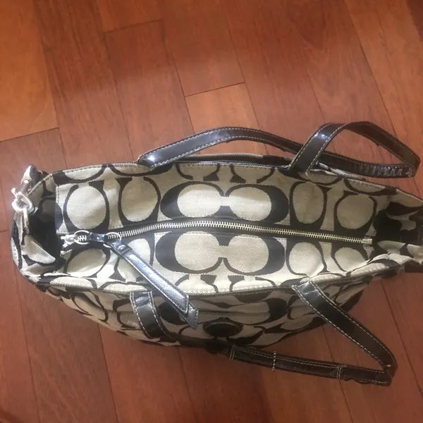 Coach Signature Multifunction Diaper Travel bag - Image 7