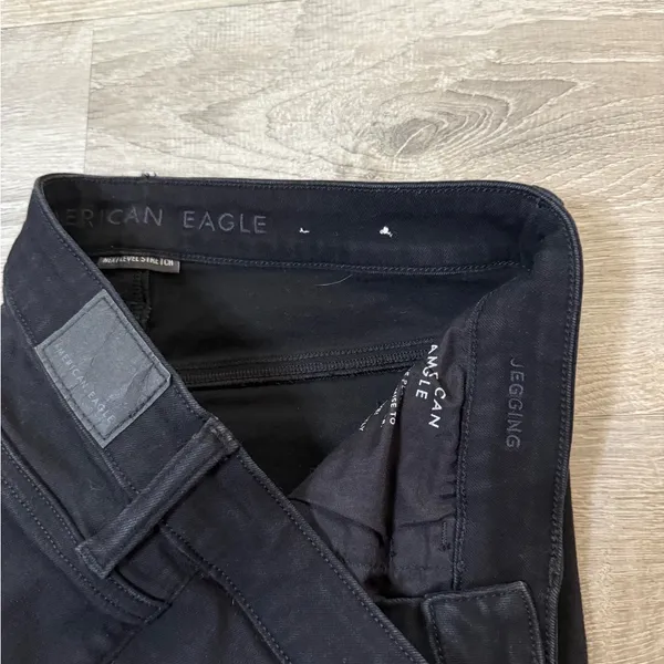 •American Eagle• Black Distressed Jegging Jeans - Image 5