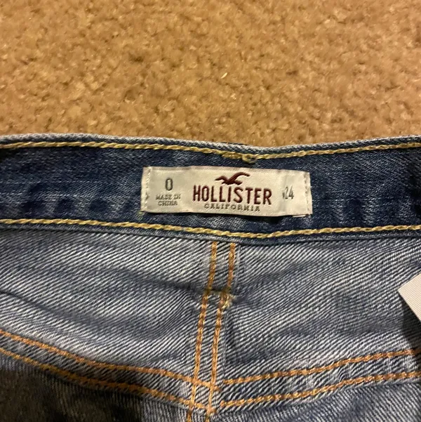 Hollister High Rise Jean Shorts - Image 2