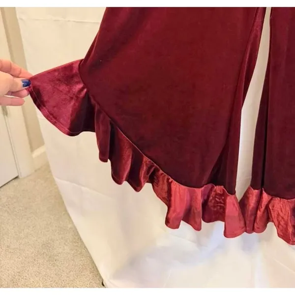 Betsey Johnson Velvet Flare-Leg Jumpsuit Burgundy Red Women's sz. 8 - Image 9