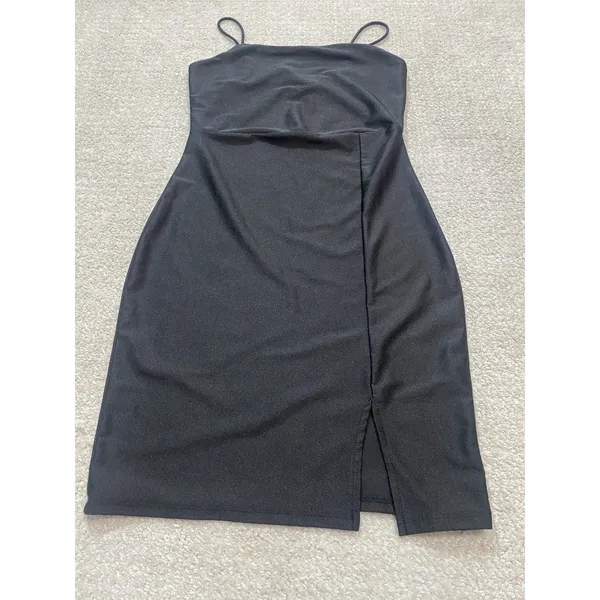 Elegant Black Strapless Bodycon Dress with Side Slit Size S - Image 3