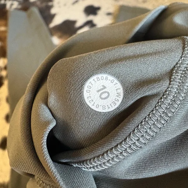 LULULEMON‎ Swift Speed High-Rise Tight Size 10 - Image 4