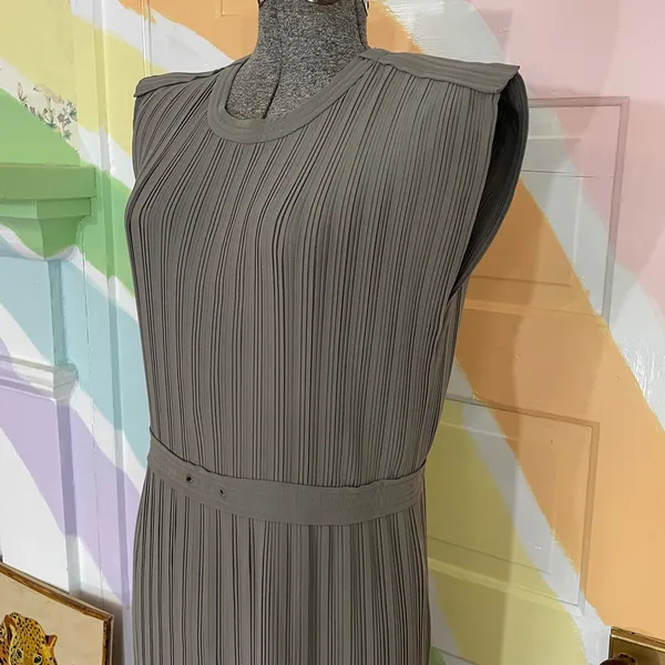 Club Monaco Fossil Green Micro Pleated Column Midi Dress Banded Waist Sz 00 💚🎀 - Image 6