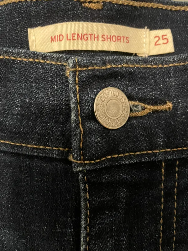Levi's Mid-Length Denim Shorts - Image 3