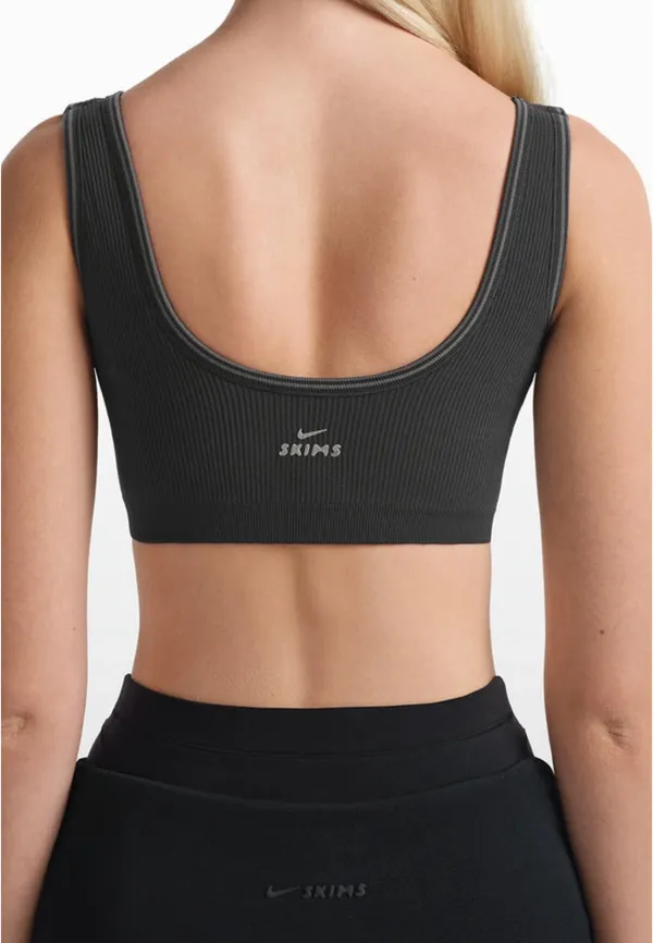 Skims nike bra  - Image 5