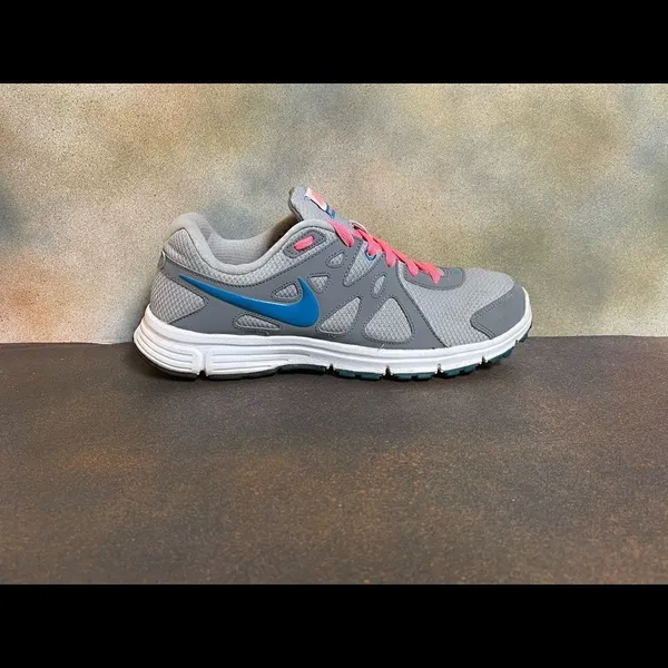 Nike Revolution 2 Women’s Running Shoes Size 9.5M - Image 15
