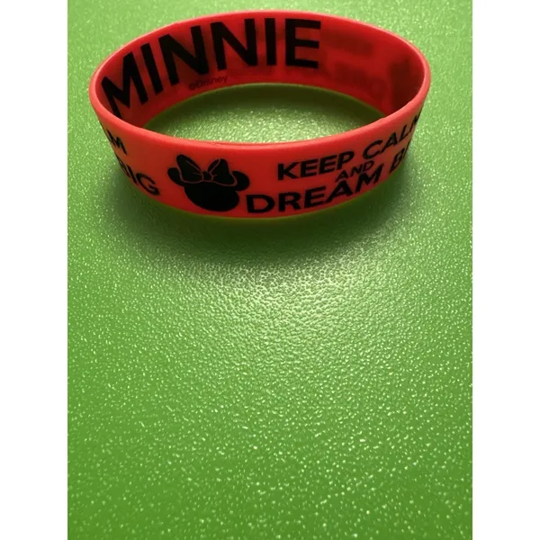 Keep Calm and Dream Big Minnie Bracelet Red Rubber Black - Image 3