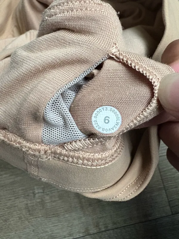 Lululemon Energy Longline Bra Sz 6 in Tan Beige Color - Image 9