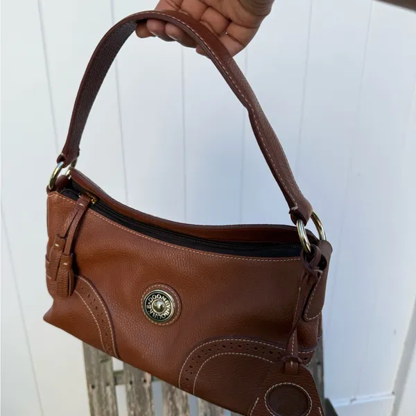 Dooney‎ & Bourke Tan Pebbled Leather Zipper Closure Hobo Shoulder Bag W - Image 2