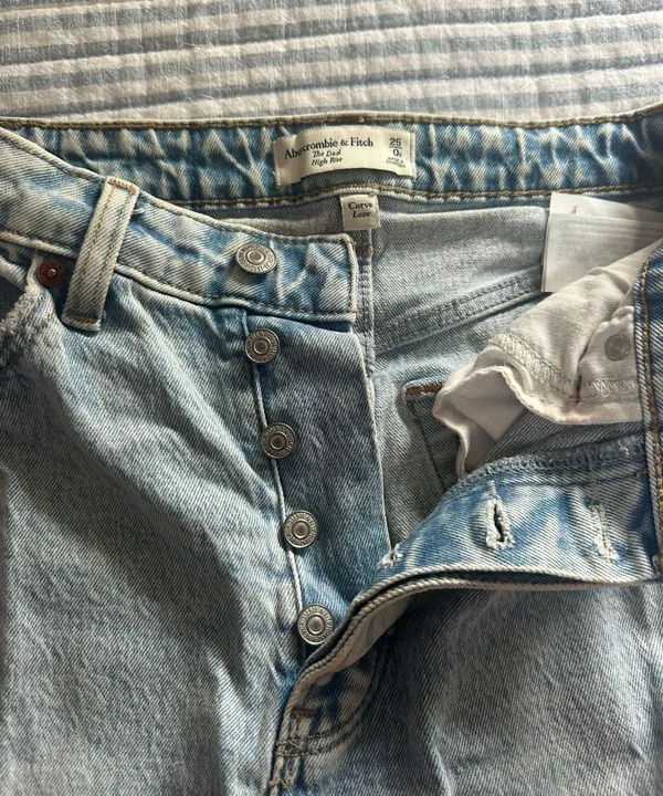 Abercrombie Curve Love Jeans - Image 2