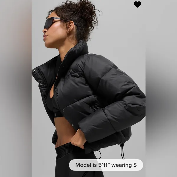 ALO Yoga NWT Gold Rush Puffer Jacket Full Zip, zipper pocket, very warm Black S - Image 12