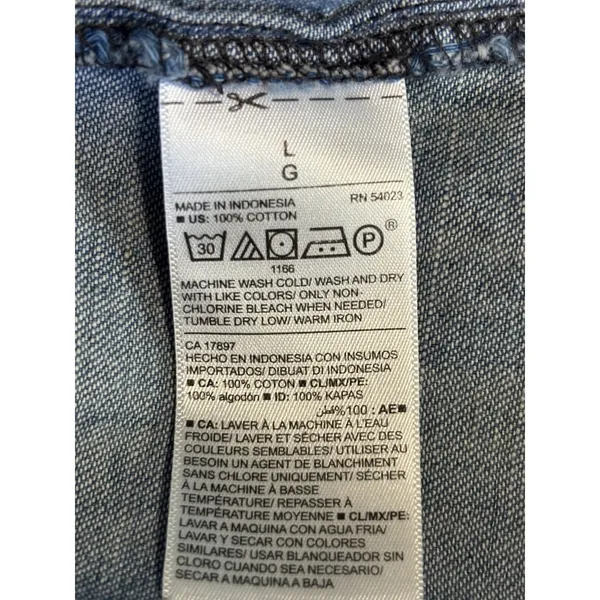 Old Navy Denim Ruffle Button Up Sleeveless Shirt Size Large Cotton Summer - Image 6
