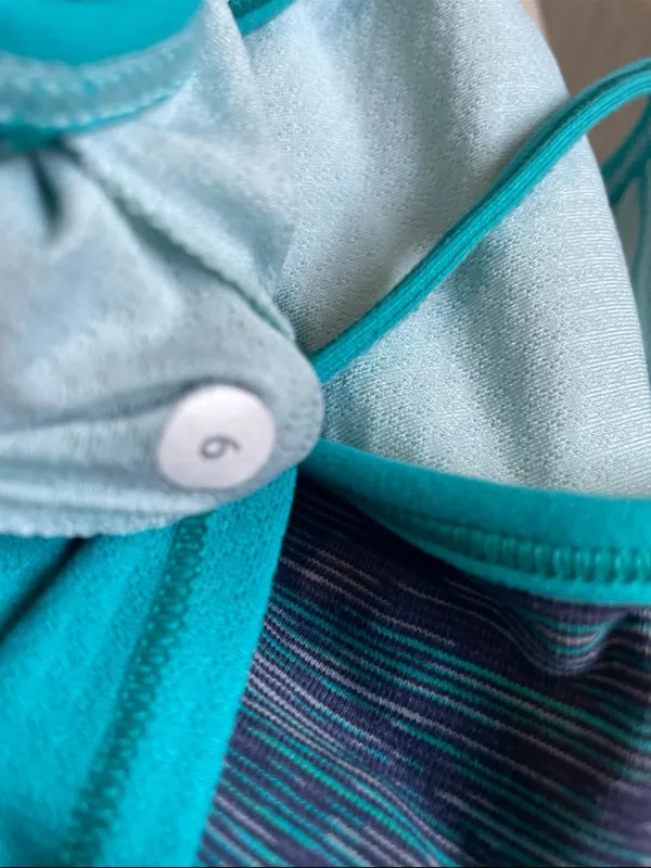lululemon teal strappy workout tank with gray accents - Image 3