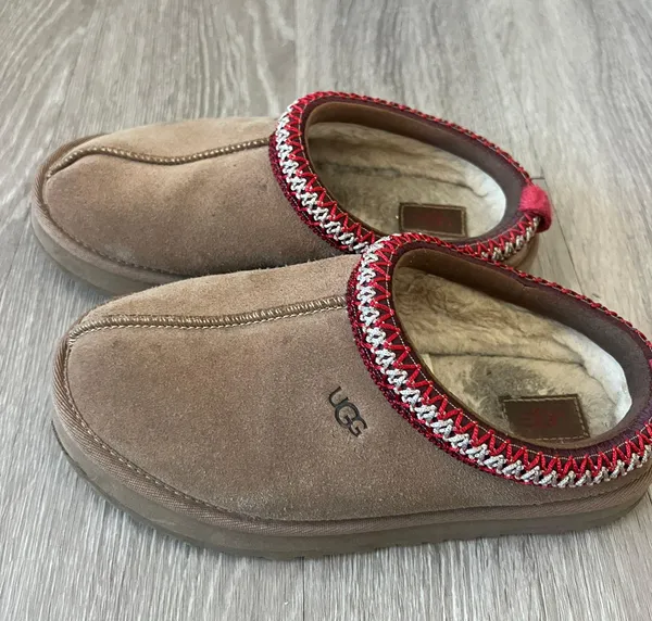 UGG TAZZ - Image 2