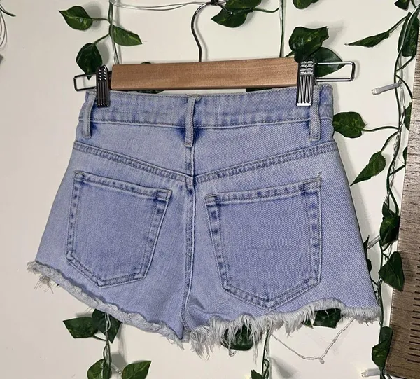 “High Rise Short” Jean Shorts SIZE 22 - Image 3