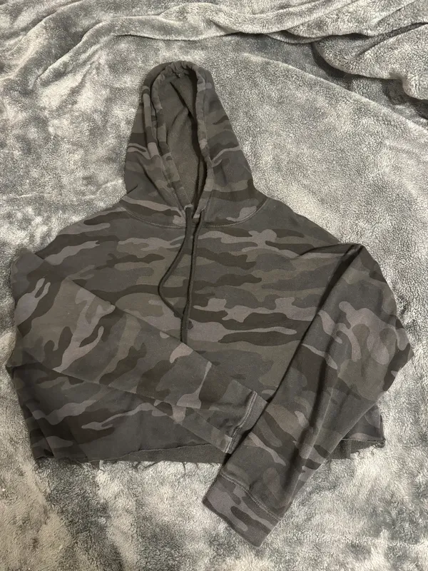 Black Cropped Hoodie Size M - Image 2