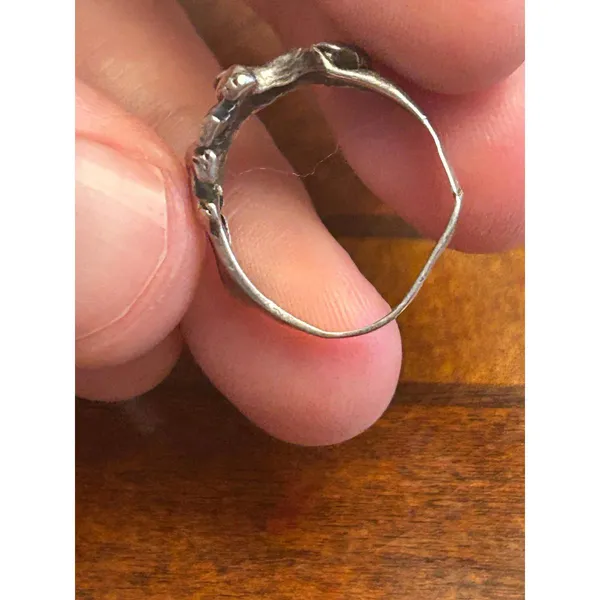 925 Stelring Silver Ring Size 4 Very Cute V22 2.44g Scrap Damaged elephant - Image 5