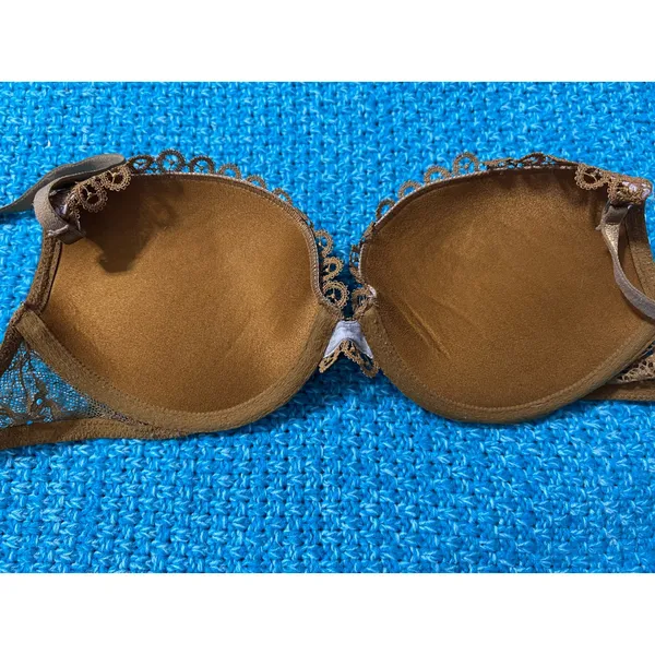 Victoria’s Secret Push-up Bra - Image 3