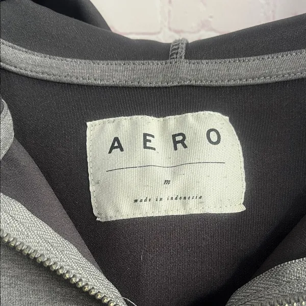 Aeropostale‎ Gray Zip-Up Hoodie Womans Size Medium - Image 2