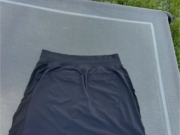 Athleta‎ Brooklyn Skort Skirt size 4 black sports tennis summer beach athletic - Image 7
