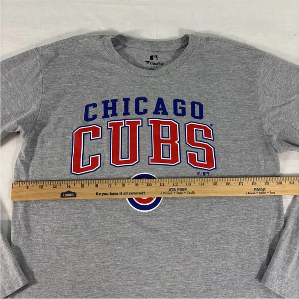 Fanatics Chicago Cubs T Shirt Women’s Large Gray Crewneck Baseball Graphic Tee - Image 6