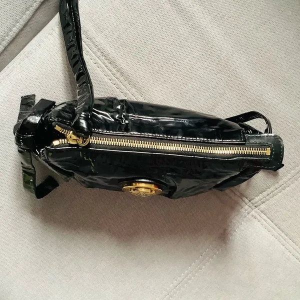 Pretty🌹dressy GUCCI GO OUT clutch/ bag 🔥🔥🔥 - Image 6