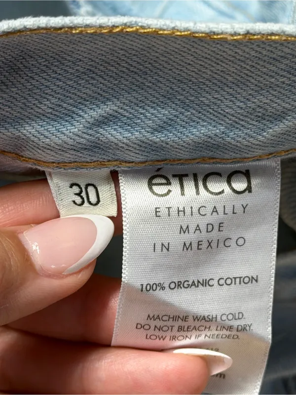 Etica Revolve Light Wash Distressed Denim Shorts Womens 30 - Image 6