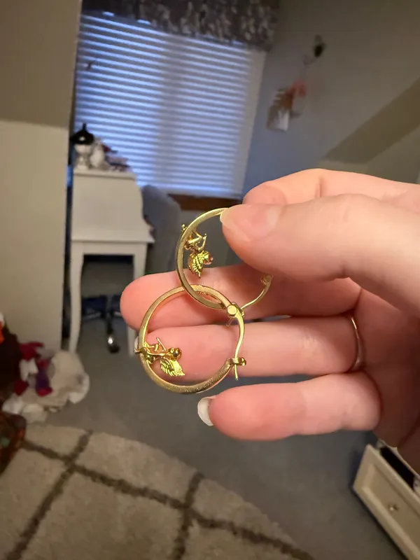 Gold Angel Evry Jewels hoop earrings - Image 3
