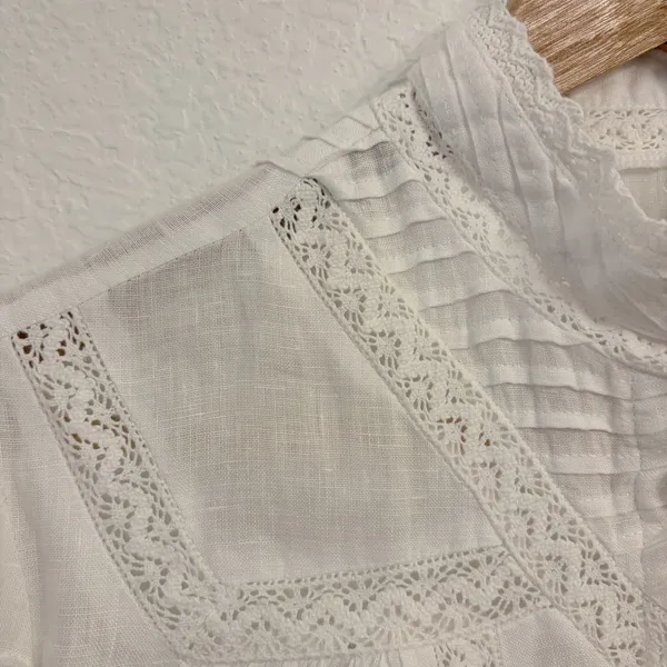 The Shirt Rochelle Behrens Priya Shirt XS White Linen Top Victorian Prairie Lace - Image 7