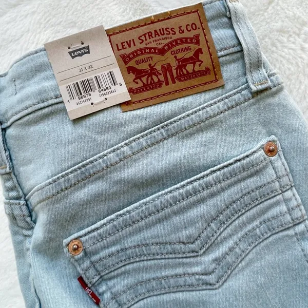 Levi's 726 Women's Light Wash High Rise Flare Jeans Size 12 - Image 4