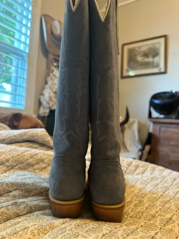 Tony Lama Cowboy Boots - Image 7