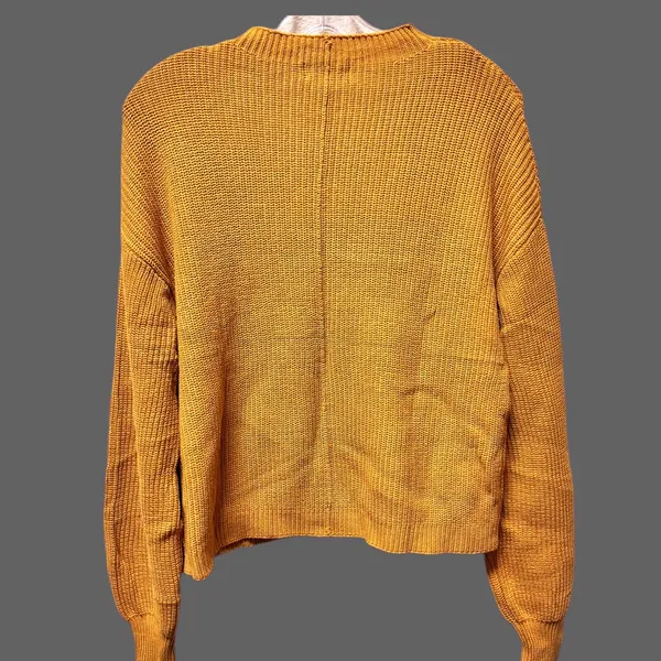 NWT Chunky Mustard Yellow‎ Crew Neck Knit Sweater Sz Small - Image 2