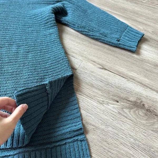 American Eagle Chenille Oversized Chunky V-Neck Sweater Teal Size M - Image 6