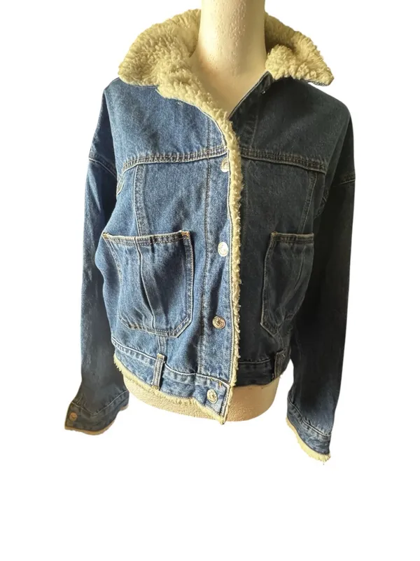 FOREVER 21 Denim Sherpa-Lined Jacket in Blue and Cream Sz S - Image 3