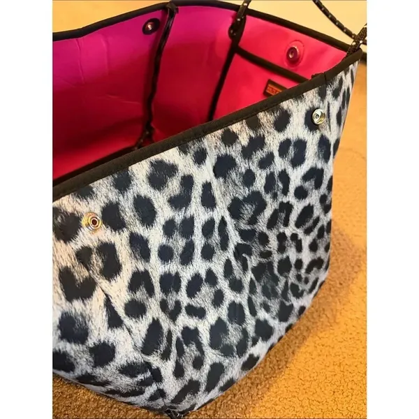 Haute Shore Grey Black Animal Print Neoprene Tote Pink Stripe Shoulder Bag - Image 8