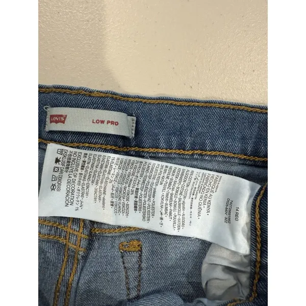 Levis Low Pro Straight Jean Women 27" Raw Hem Travel Vacation Stretch Distressed - Image 3