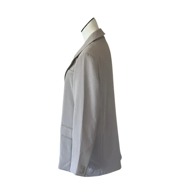 NWOT Abercrombie & Fitch Crepe Relaxed Single Breasted Blazer Jacket - Image 3