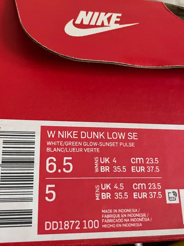 Nike Women’s Dunk Low SE - Image 9