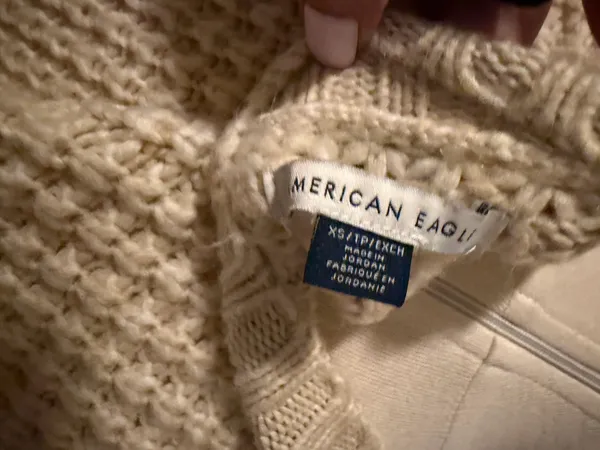 American Eagle V-Neck Sweater Oversized Knit - Image 5