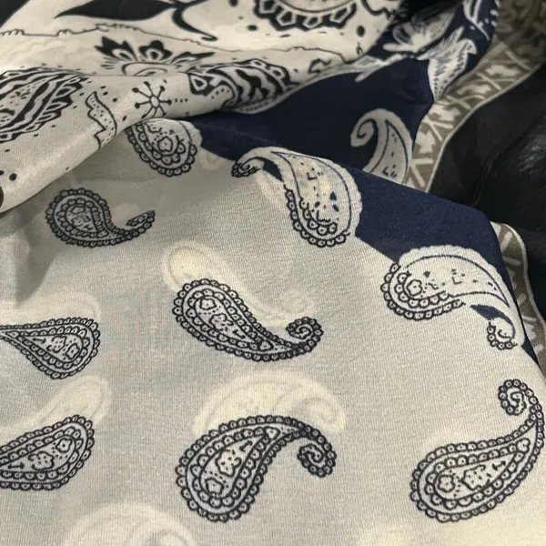 100 % silk Paisley Scarf in Navy & Cream - Image 7