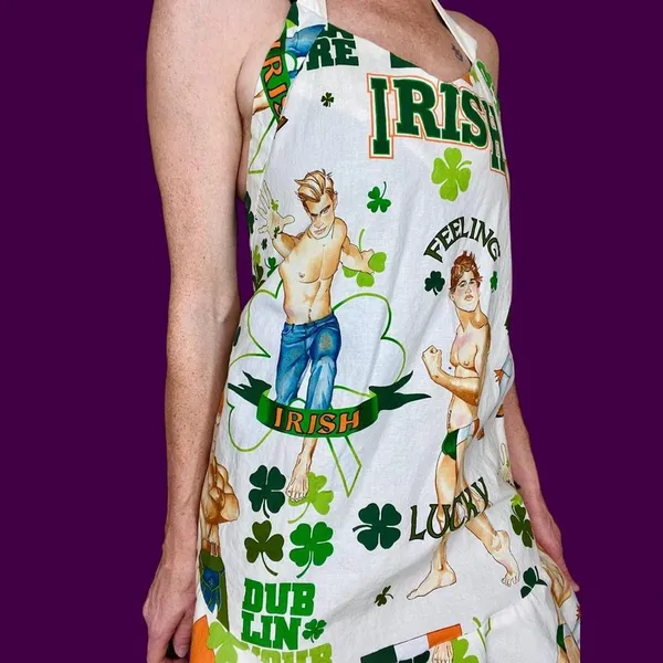 Handmade Irish St. Patrick’s Day Feeling Lucky Hot Men Kitchen Apron - Image 9