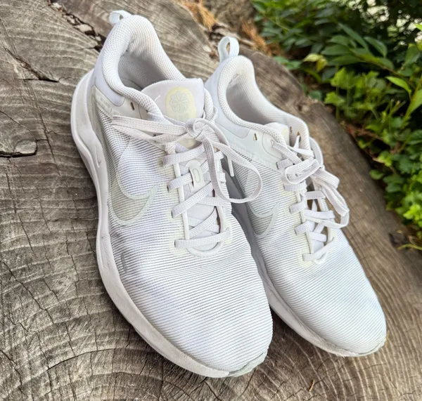 Nike Downshifter 12 Road Running Shoes White/Platinum DD9294-100 Women’s - Image 2