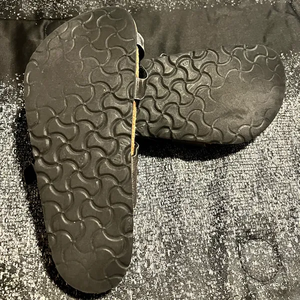 Womens sz8 Birkenstock Mayari criss-cross straps Sandals- Brown/Black - Image 13