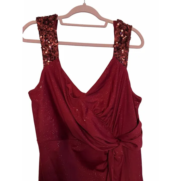 NWT EverPretty Red Sequin Formal Gown - Size 22 - Image 12