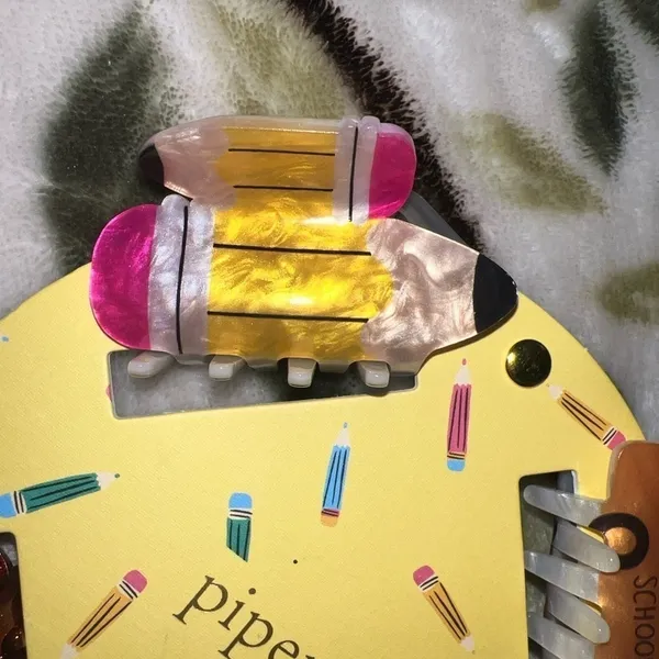 NWT Piper K‎ Back To School Hair Clips Set of 4, Pencil,Bus,Apple,Calculator - Image 2