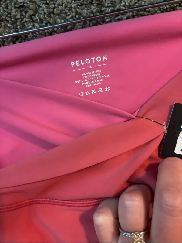 NWT Peloton High-Rise Cross Front Leggings - Image 5